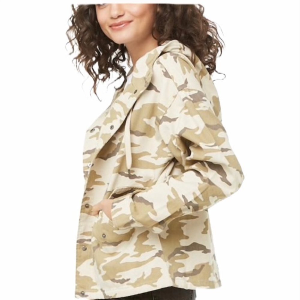Forever 21 Cream Camo Girls Drawstring Jacket/Light Coat with Pockets